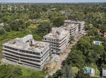 Departamento · 138m² · 4 Ambientes · Departamento en Venta en Bosque Tortugas