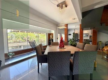 Casa · 290m² · 5 Ambientes · 3 Cocheras · Casa en Venta Parque Las Naciones 5 Ambientes