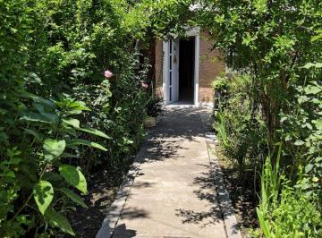 Casa de 4 ambientes, Piñero · Casa con 3 Dorm. y 750 m² de Terreno, en Venta en Piñero