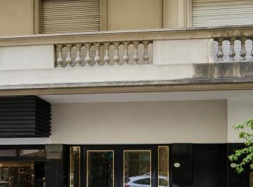 Departamento de 4 ambientes, Recoleta · Rodriguez Peña 1300 Fte Vista Plazoleta Piso 220 m² Hall L C/chim Com Esc o 4 Dor 2 B Coc 2 Dep Lav