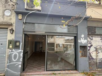 Local comercial · 45m² · 2 Ambientes · Venta de Local en Amplia Zona Comercial
