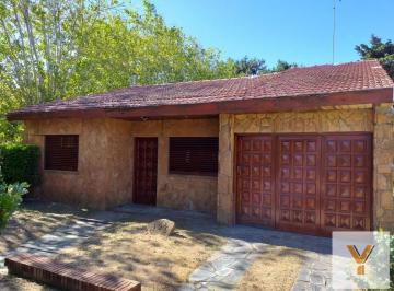 Casa · 562m² · 3 Ambientes · 1 Cochera · Casa en Venta - 2 Dorm. 2 Baños - Cochera - 562 m² - Santa Teresita