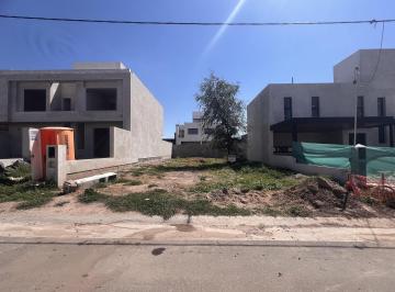 Terreno · 250m² · Lote 250 m² Apto Dúplex. Zona Consolidada