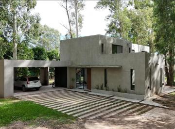 Casa · 280m² · 5 Ambientes · 2 Cocheras · Venta Casa 4 Dorm. Puerto Paraiso