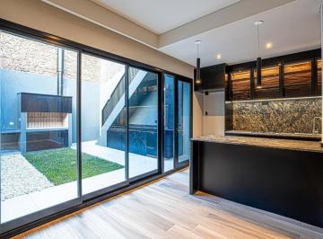 Casa · 95m² · 4 Ambientes · Casa en Centro