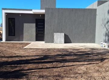 Casa · 58m² · 3 Ambientes · 1 Cochera · Casa en Villa Santa Cruz del Lago