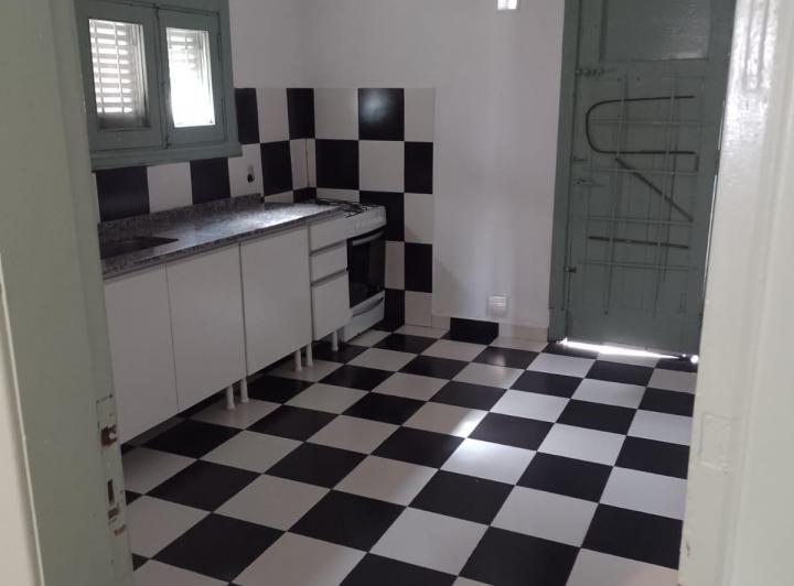 Casa · 80m² · 2 Dormitorios