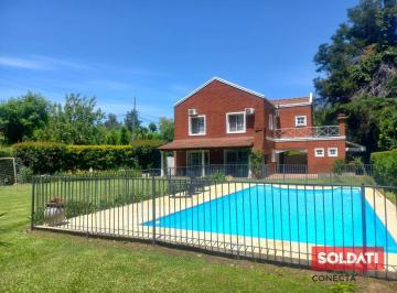 Casa · 200m² · 4 Ambientes · 1 Cochera · Casa en Venta con Pileta - Barrio Cerrado Praderas de San Ignacio - San Miguel