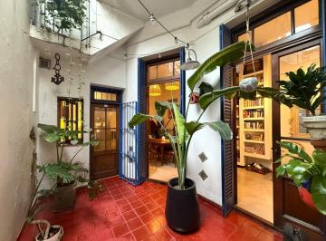 PH · 94m² · 3 Ambientes · PH en Venta en El Corazón de Caballito con Terraza, Parrilla y Patio