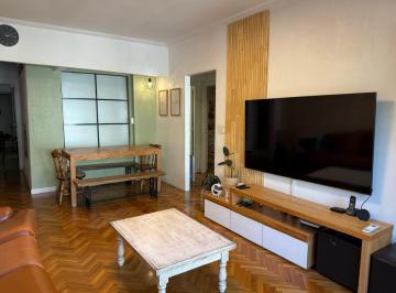 Departamento · 90m² · 3 Ambientes · Departamento 4 Ambientes con Patio de Luz en Venta - San Cristobal