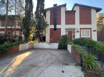 Casa · 62m² · 3 Ambientes · 2 Cocheras · Venta Duplex Pinamar