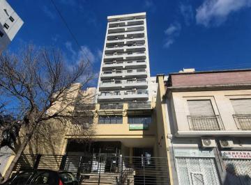 Departamento · 47m² · 2 Ambientes · 1 Cochera · Departamento Dos Ambientes Quilmes Centro