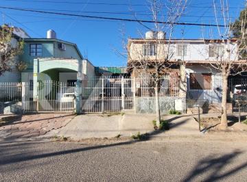 Casa · 97m² · 6 Ambientes · Venta Duplex + Dpo Barrio Maronese Nqn