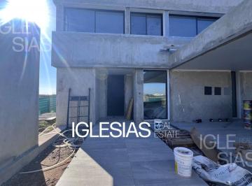 Casa · 283m² · 6 Ambientes · 4 Cocheras · Casa en Venta Al Lago, en Amarras, Puertos del Lago