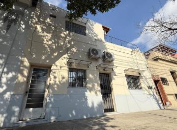 PH · 67m² · 4 Ambientes · PH en Villa Gral. Mitre