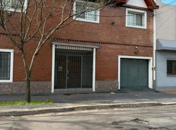 Casa de 5 ambientes, Morón · Amplia Propiedad en Villa Sarmiento