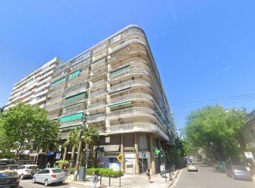 Departamento · 32m² · 2 Ambientes · Bvrd. Oroño 1187 - Departamento 1 Dormitorio en Venta Edificio Kennedy con Pileta y Quincho