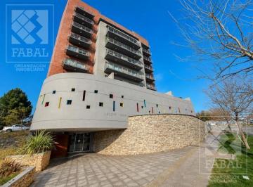 Departamento · 50m² · 2 Ambientes · 1 Cochera · Departamento Alquiler Santa Genoveva, 1 Dormitorio, Balcón y Cochera