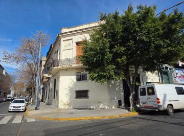 Edificio · 220m² · Edificio (Ex Hotel) en Barracas - Venta - Para Refaccionar o Lote