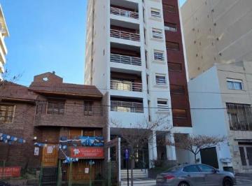 Departamento de 1 ambiente, Neuquén · Departamento de 42 m² en Alquiler en Área Centro Este