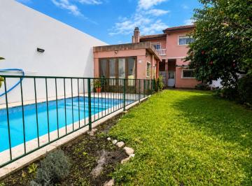 Casa · 180m² · 5 Ambientes · 2 Cocheras · Venta Casa 6 Amb C/cochera y Pileta Santos Lugares