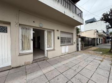 PH de 3 ambientes, La Matanza · PH 3 Ambientes Al Frente con Patio