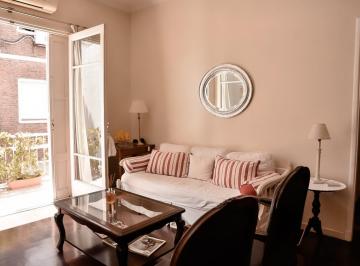 Departamento · 55m² · 2 Ambientes · Hermoso Dos Ambientes Totalmente Amoblado Frente a Plaza San Martín