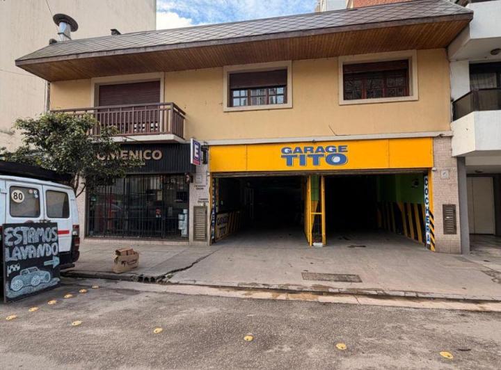 Casa · 95m² · 3 Ambientes · 1 Cochera