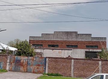 Depósito · 800m² · 3 Ambientes · Depósito en Venta - Oficinas - Baños - 1.200 m² - Esteban Echeverría