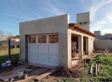 Casa · 2 Ambientes · 1 Cochera · Casa en Funes City