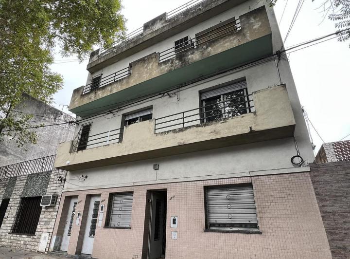 Departamento · 240m² · 12 Ambientes