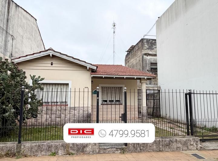 Terreno · 150m² · 4 Ambientes · 2 Cocheras