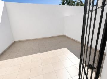 PH de 2 ambientes, Tres de Febrero · Alq. 2 Amb. C/ 2 Patios. Ingreso Septiembre 2026