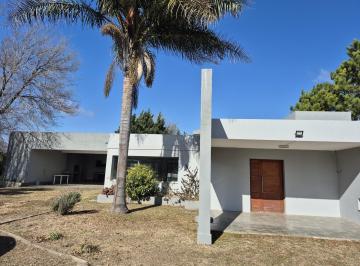Casa · 330m² · 6 Ambientes · 2 Cocheras · Venta Casa 3 Dorm. con Pileta - Country Causana, Malageño, Cordoba