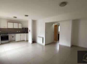 Departamento · 2 Ambientes · Departamento en Alquiler de 1 Dormitorio Sin Muebles