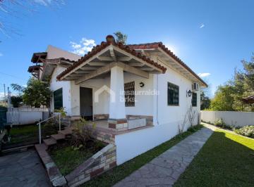 Casa · 105m² · 3 Ambientes · 1 Cochera · Casa 4 Ambientes en Venta en Tigre, Zona Norte. Hermosa y en La Mejor Zona de Tigre!