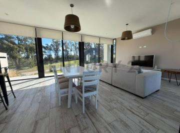 Casa · 210m² · 4 Ambientes · 1 Cochera · Venta Casa 4 Ambientes Barrancas de San Benito