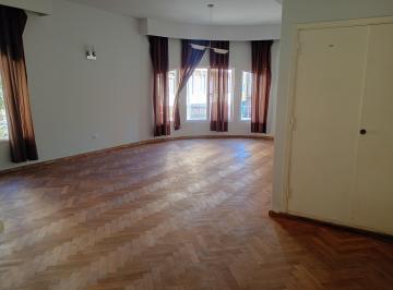 Departamento de 3 ambientes, Córdoba · Se Ofrece en Alquiler Gran Semipiso Zona Centro Comercial