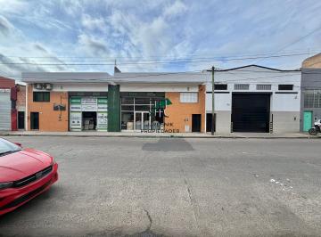 Bodega-Galpón · 780m² · 5 Cocheras · Galpón en Excelente Estado - Losa Para Construir 3 Pisos