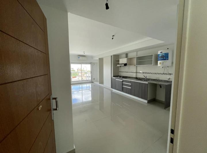 Departamento en Alquiler en Monte Castro