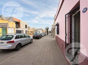 Casa · 110m² · 3 Ambientes · Lote con Mejoras en Venta | Ideal Para Reciclar o Construir | Lavalle I Usd 38.000
