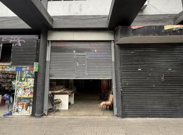 Local comercial · 300m² · Venta en Block, Once Locales y Dos Departamentos en Galería, Once