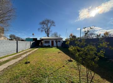 Casa · 70m² · 3 Ambientes · 1 Cochera · Casa en Venta en Madariaga