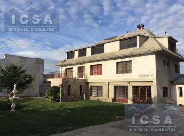 Casa · 500m² · 6 Ambientes · 3 Cocheras · Casa - Rada Tilly