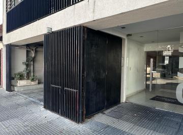 Garage · 12m² · Oportunidad! Villa Luro: Venta de Cochera Cubierta con Portón Automático - Financiacion