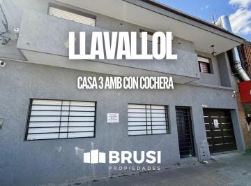 Casa · 198m² · 4 Ambientes · 2 Cocheras · Casa en Venta en Llavallol - 3 Ambientes