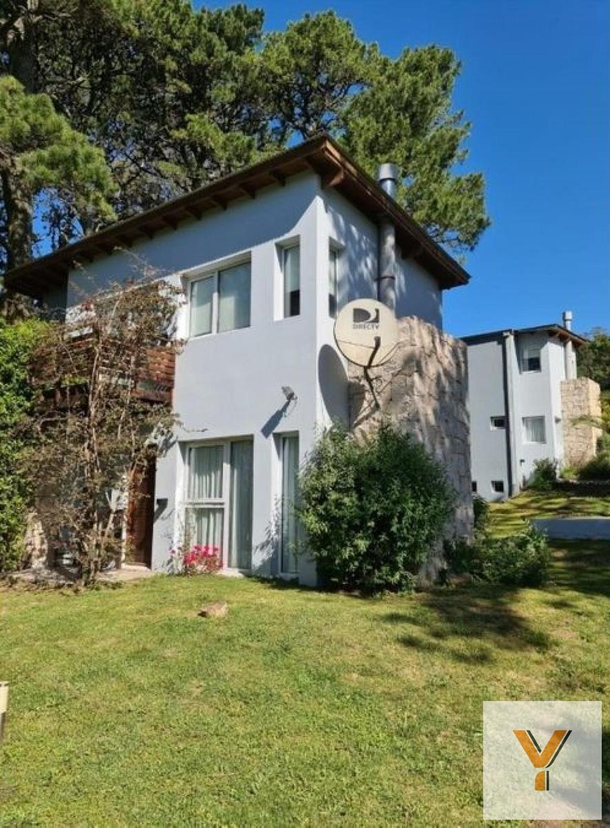 Complejo de cabañas en venta sobre calle San Martin, 789m²