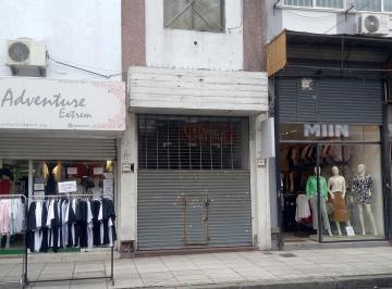 Local comercial , Floresta · Local en Pb + 1º Piso + Entrepiso / a m de Av Avellaneda