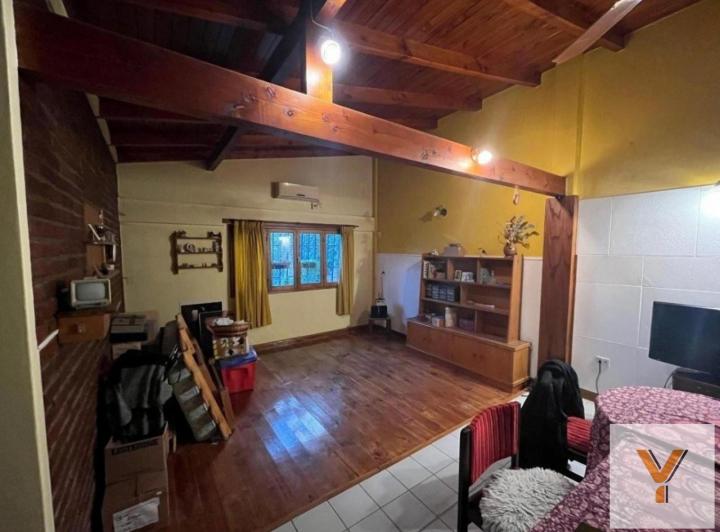Casa · 95m² · 4 Ambientes · 1 Cochera