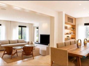 Casa de 8 ambientes, Pilar · Tortugas Country Club Venta 6 Dorm Ulrich Propiedades